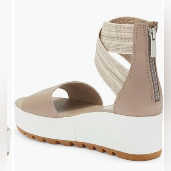 Sorel Cameron Flatform Ankle Strap Sandals - Picture 2 of 7